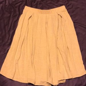 Medium Solid Gold Madison